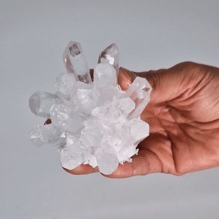 Crafted Natural Quartz Cluster: Clear Quartz (approx 250-300gm 8cm)
